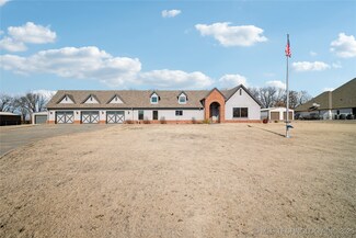28801 E 25th Place S, Broken Arrow, OK 74014