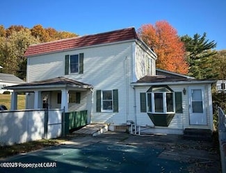 164 Oak St, Pittston, PA 18640
