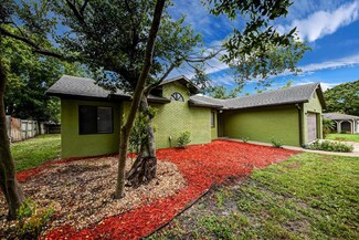 2530 Allwood St, Deltona, FL 32738
