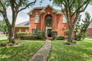4926 Winding River Dr, Sugar Land, TX 77478