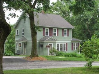 45 Chamberlain Pkwy, Worcester, MA 01602