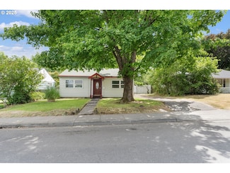 11870 SW 13th St, Beaverton, OR 97005