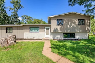 8202 E Morningside St, Wichita, KS 67207