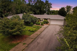 9 Truman Ct, Middletown, NY 10940