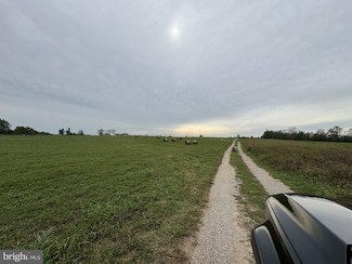 1196 Van Clevesville Rd, Kearneysville, WV 25430