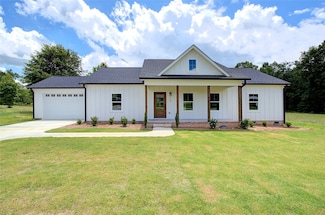 410 Edgewood Dr, Belton, SC 29627
