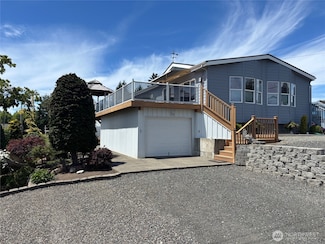8407 Selder Rd, Blaine, WA 98230