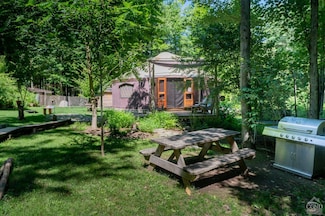 251 Highland Rd, Greenville, NY 12083