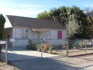 574 W 10th St, San Jacinto, CA 92583