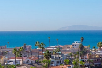 230 Lille Ln Unit 308, Newport Beach, CA 92663