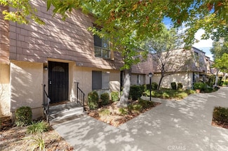 4059 Yankee Dr, Agoura Hills, CA 91301