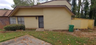 3223 Strawberry Ln, Decatur, GA 30034
