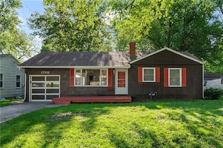 1705 S Pearl St, Independence, MO 64055