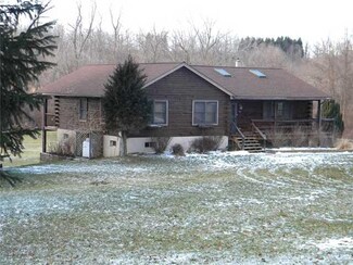 321 Keyes Rd, Honeoye Falls, NY 14472