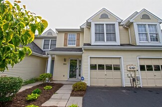 302 Canterbury Ct Unit 302, Oakmont, PA 15139