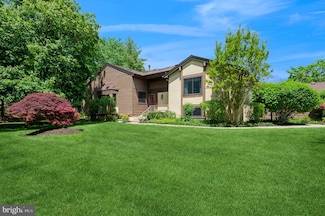 130 Sayre Dr, Princeton, NJ 08540