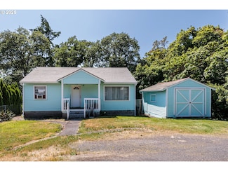 215 S 8th St, Saint Helens, OR 97051