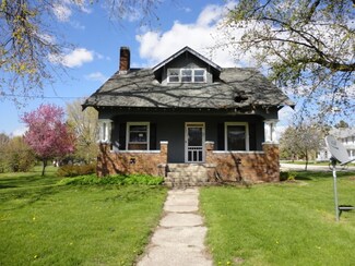585 Watertown Rd, Lowell, WI 53557