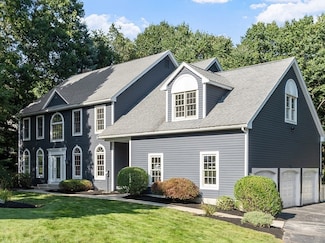 22 Brooks Crossing, West Boylston, MA 01583