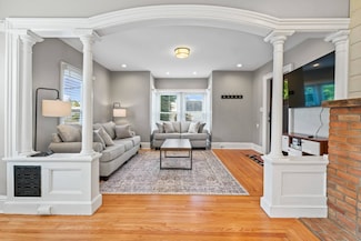 22 Lincoln Ave Unit 1, Saratoga Springs, NY 12866