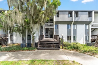 2838 SW 14th Dr, Gainesville, FL 32608