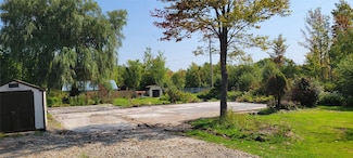 9439 Peach St, Waterford, PA 16441