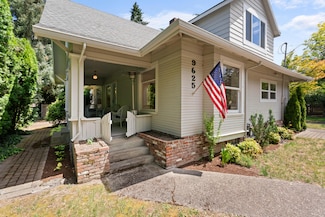 9625 SW Frewing St, Portland, OR 97223