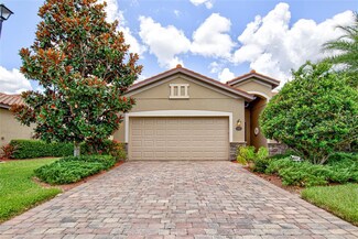 7007 Quiet Creek Dr, Bradenton, FL 34212