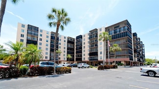 2901 26th St W Unit 818, Bradenton, FL 34205