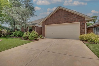 1117 Blue Ridge Dr, Edmond, OK 73003