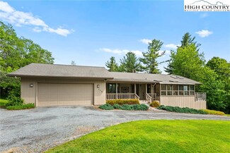115 Split Rail Ln, Blowing Rock, NC 28605