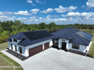 300 Pinto Ln, Palm Bay, FL 32909