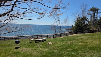 6626 W Highway 61 Unit 8, Tofte, MN 55615