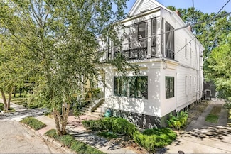 1656 Dufossat St, New Orleans, LA 70115