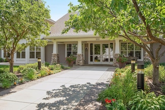 100 Clydesdale Trail Unit 219, Medina, MN 55340