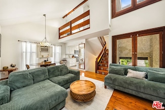 906 N Kings Rd Unit 7, West Hollywood, CA 90069