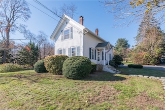 35 Tower Hill Rd, North Kingstown, RI 02852