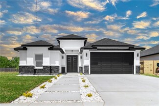 2903 E Zarzamora Ave, Hidalgo, TX 78557