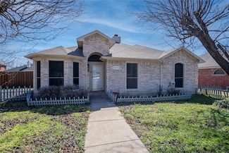7410 Airline Dr, Rowlett, TX 75089