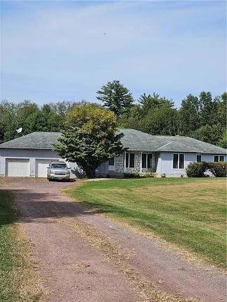 354 Petticoat Ln, Bloomingburg, NY 12721
