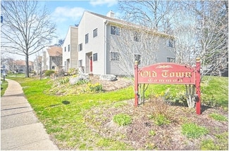 46 Lance Cir, Bridgeport, CT 06606