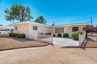 621 Madeira Dr NE, Albuquerque, NM 87108