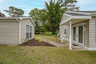 611 1st St, Somers Point, NJ 08244