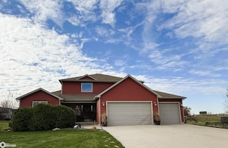 1321 Woodland Ct, Washington, IA 52353