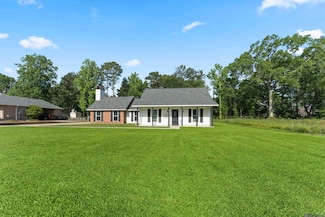 10631 Durmast Dr, Greenwell Springs, LA 70739