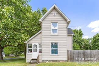 803 S Hanover St, Hastings, MI 49058