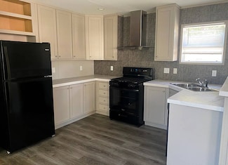 225 SE 46th Terrace Unit Lot 225, Topeka, KS 66609