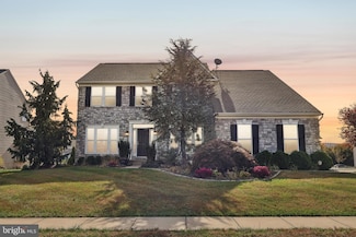 523 Glenwood Dr, Douglassville, PA 19518