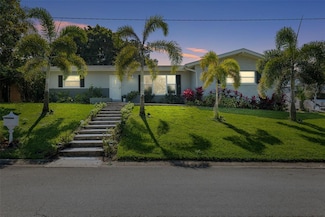 1247 Holiday Dr, Tarpon Springs, FL 34689