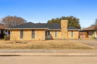 1713 Juniper Ln, Lewisville, TX 75077